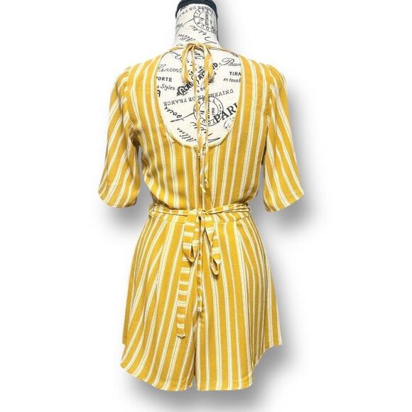 Altar’d State S Yellow White Striped Romper Tie Waist Open Back Boho Summer Chi - Picture 7 of 8